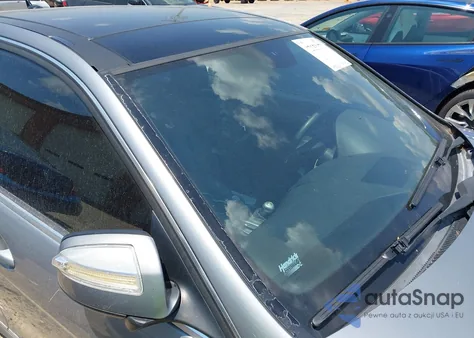 2008 Mercedes-Benz C 300 Luxury/Sport из США, поврежденный, VIN WDDGF54X68R014077